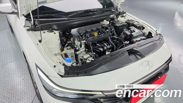 Hyundai AVANTE Новый Avante (CN7) — Фото автомобиля 6