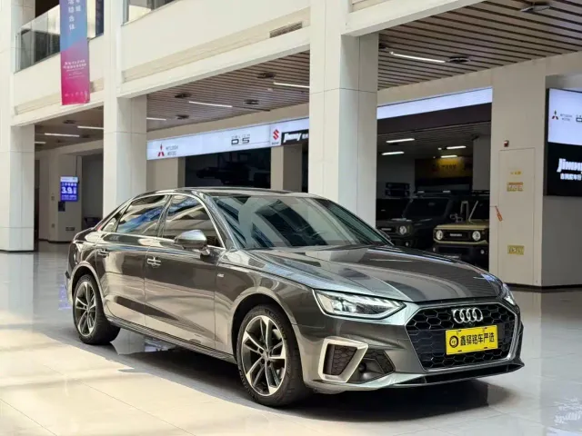 Audi A4L — Фото автомобиля 3