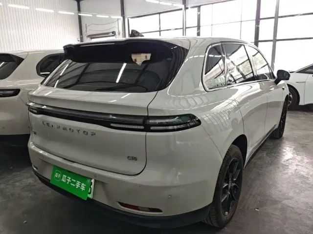 Leapmotor C10 — Фото автомобиля 3