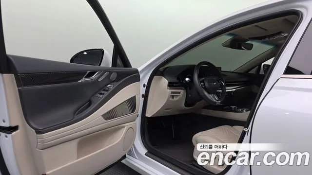 Genesis G80 Бензин 2.5 турбо AWD — Фото автомобиля 8