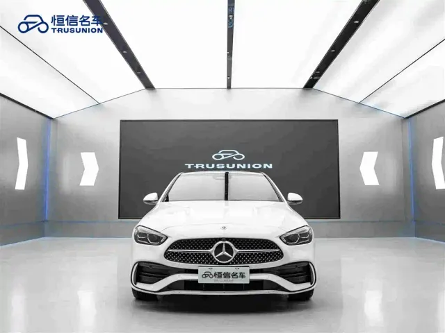 Mercedes-Benz C-Class — Фото автомобиля 2