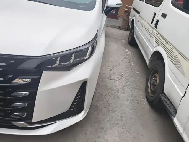 GAC Trumpchi M6 — Фото автомобиля 5