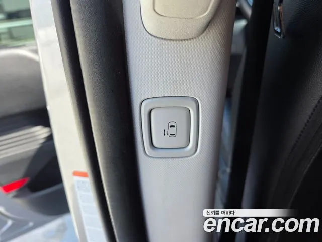 Hyundai Staria — Фото автомобиля 12