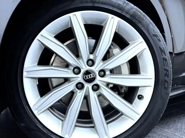 Audi A6L — Фото автомобиля 10