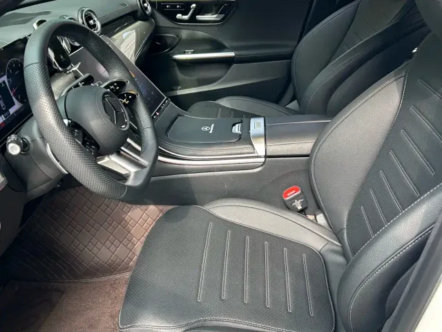 Mercedes-Benz C-Class — Фото автомобиля 4