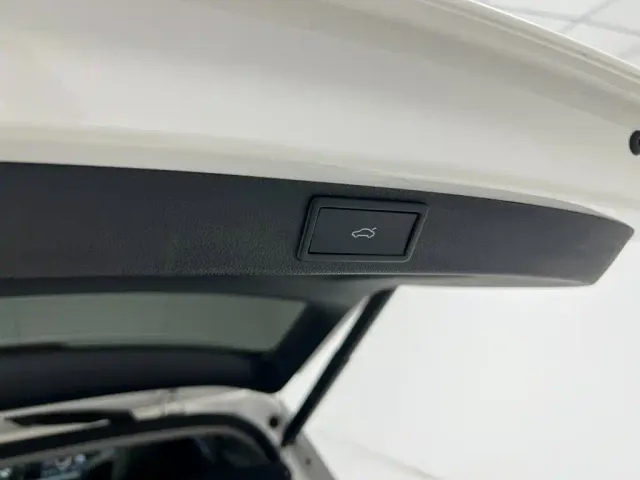 Skoda Karoq — Фото автомобиля 11