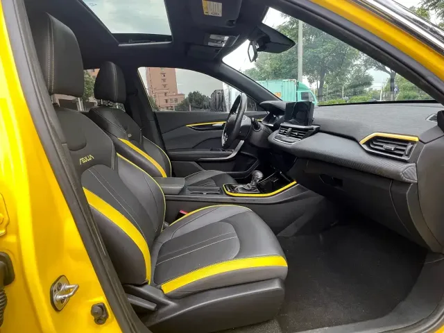 Dongfeng Aeolus Yixuan 2021 230T Automatic Dream Chaser Knight Edition — Фото автомобиля 4