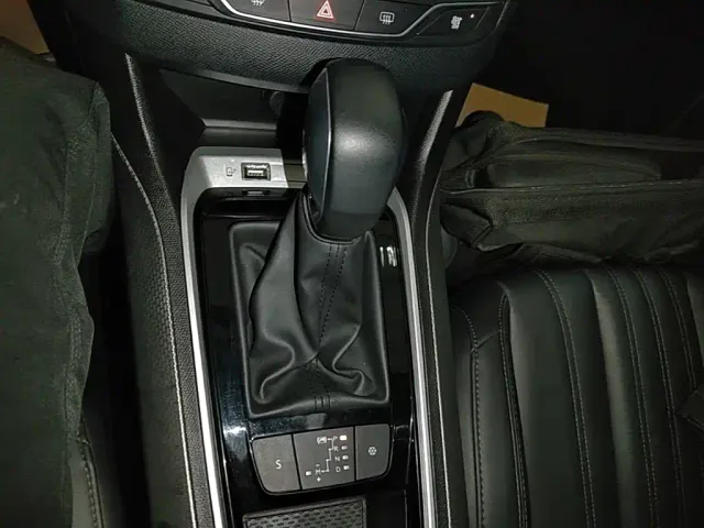 Peugeot 408 — Фото автомобиля 13
