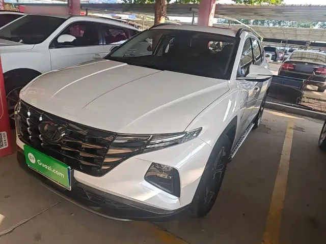 Фотография автомобиля — Hyundai Tucson