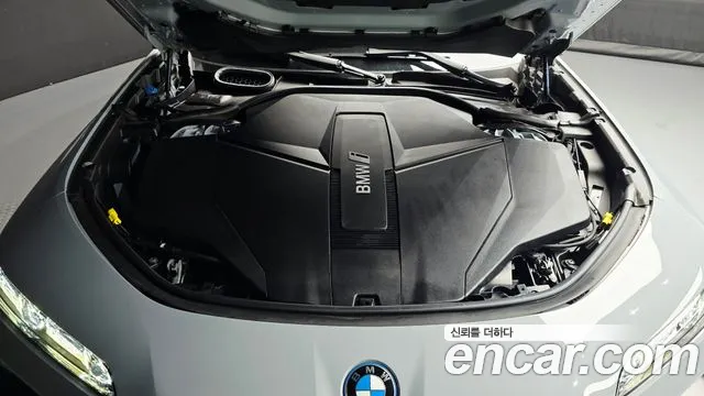 BMW i7 G70 — Фото автомобиля 6