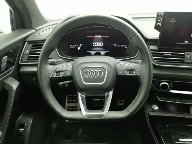 Audi Q5L — Фото автомобиля 11