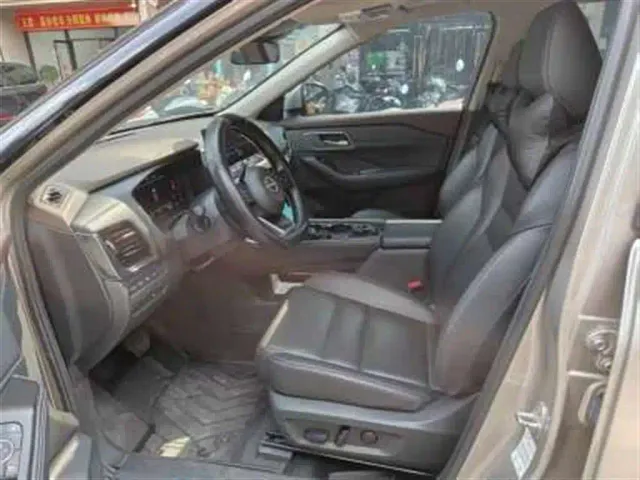 Nissan X-Trail — Фото автомобиля 6