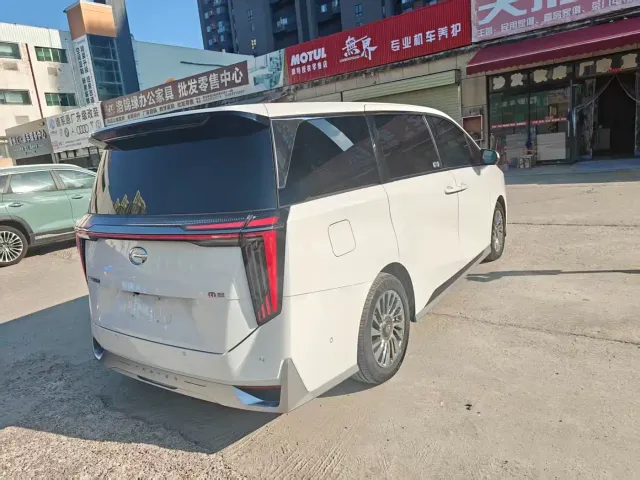 GAC Trumpchi M8 — Фото автомобиля 2