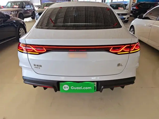BYD Qin L — Фото автомобиля 5