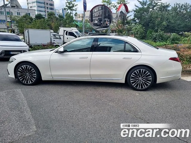 Mercedes-Benz S-Class W223 — Фото автомобиля 2