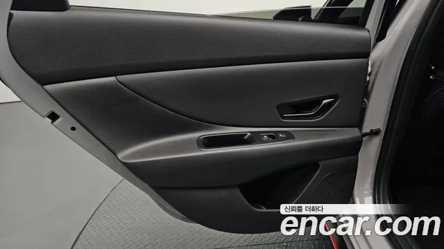 Hyundai Avante CN7 — Фото автомобиля 24
