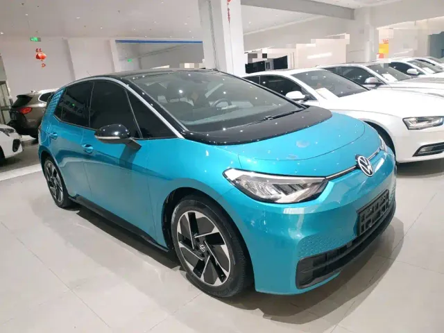 Volkswagen ID.3 — Фото автомобиля 3