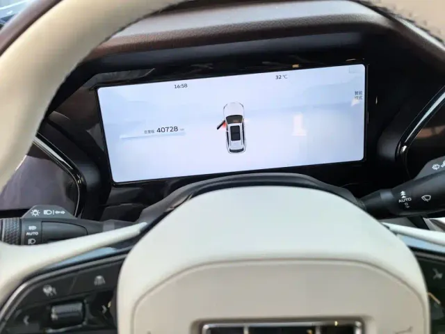 Geely Xingyue L — Фото автомобиля 8