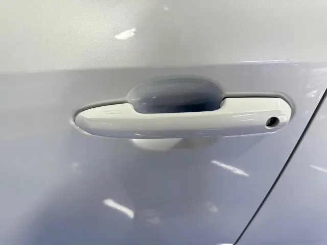 Toyota RAV4 — Фото автомобиля 7