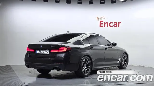 BMW 5 Series G30 — Фото автомобиля 2