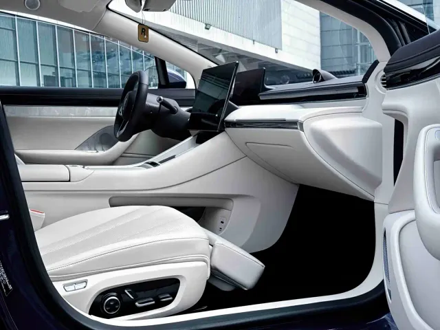 Luxeed S7 — Фото автомобиля 25