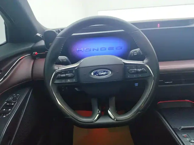 Ford Mondeo — Фото автомобиля 15