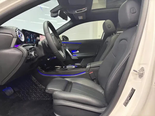 Mercedes-Benz A-Class — Фото автомобиля 4