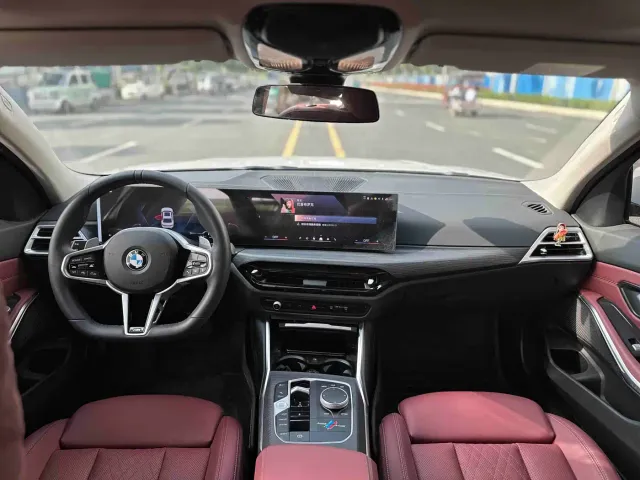 BMW 3 Series — Фото автомобиля 6