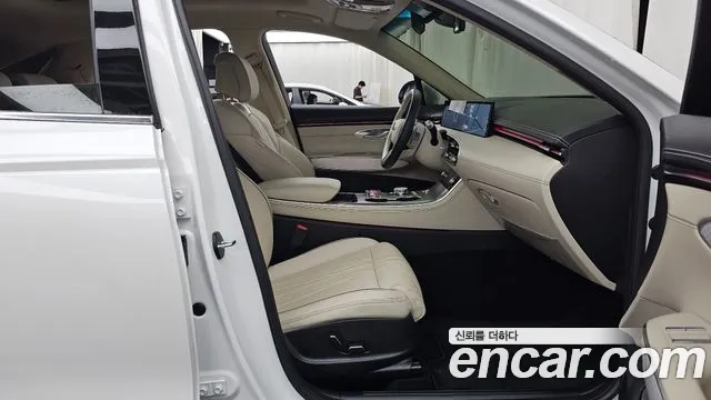 Genesis GV70 2.5T Бензин 2WD — Фото автомобиля 10