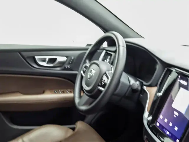 Volvo S60 — Фото автомобиля 22