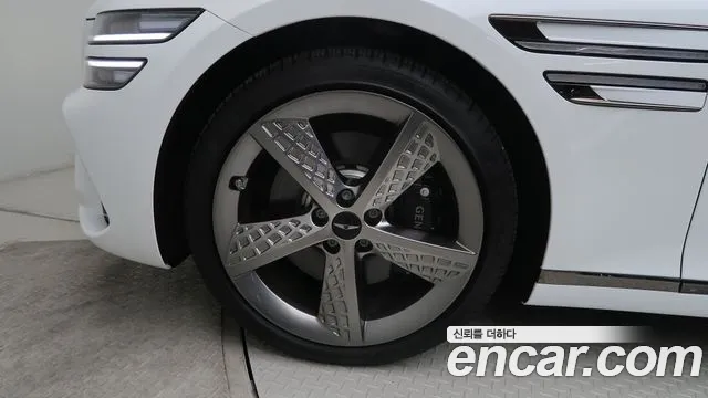 Genesis G80 RG3 — Фото автомобиля 5