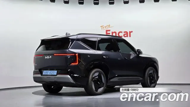 Kia EV5 — Фото автомобиля 2