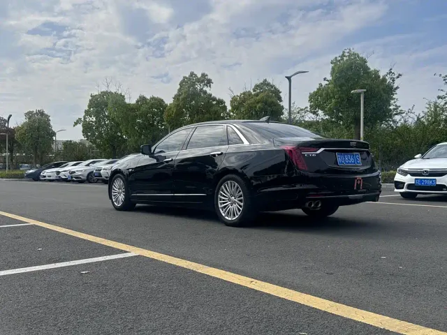 Cadillac CT6 — Фото автомобиля 3
