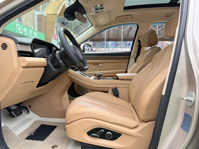 AITO Wenjie AITO M7 2022 1.5T 4WD Flagship Edition — Фото автомобиля 5