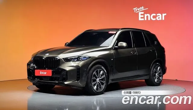 Фотография автомобиля — BMW X5