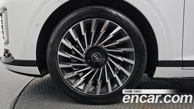 Hyundai Grandeur GN7 — Фото автомобиля 5