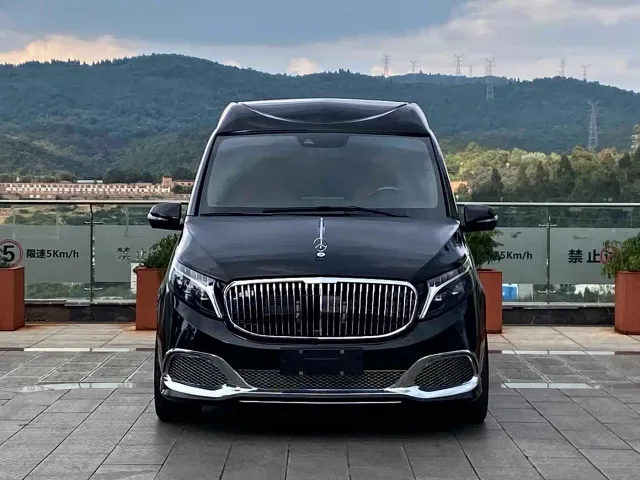 Mercedes-Benz V-Class — Фото автомобиля 2