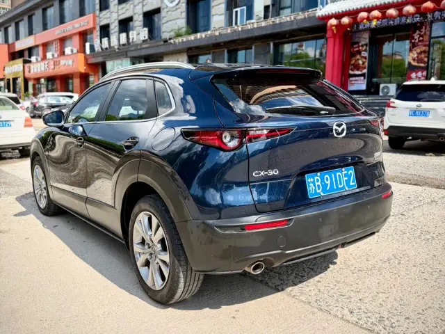 Mazda CX-30 — Фото автомобиля 4