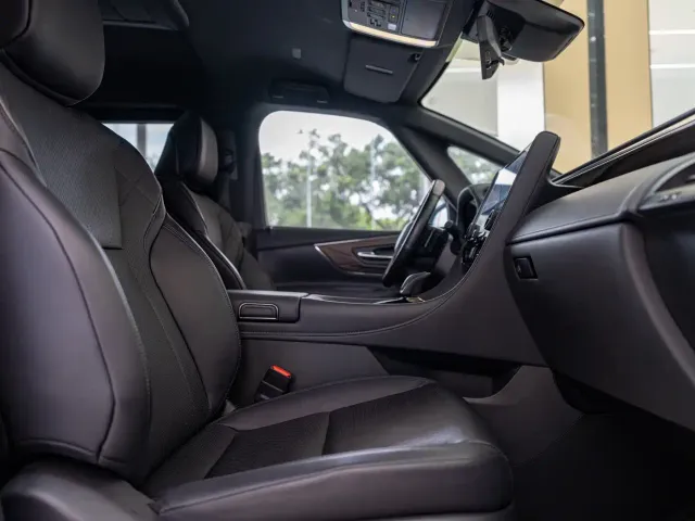 Toyota Alphard — Фото автомобиля 7