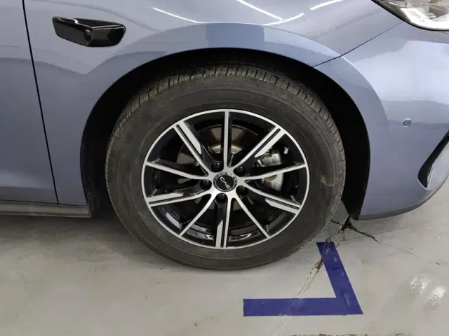 BYD Seal 06 — Фото автомобиля 6