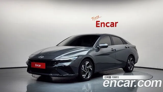 Фотография автомобиля — Hyundai Avante CN7