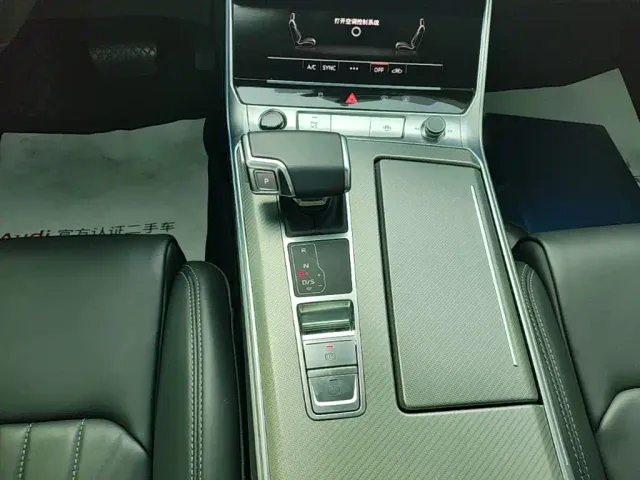 Audi A6L — Фото автомобиля 13