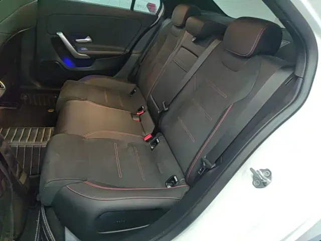 Mercedes-Benz A-Class — Фото автомобиля 16