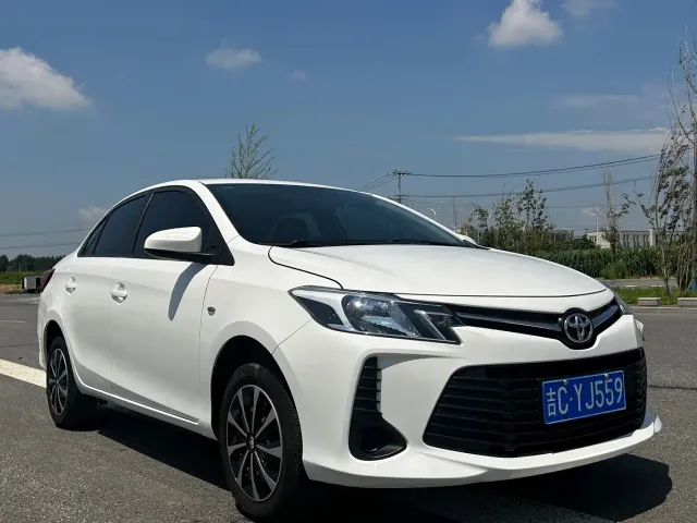 Toyota Vios — Фото автомобиля 3