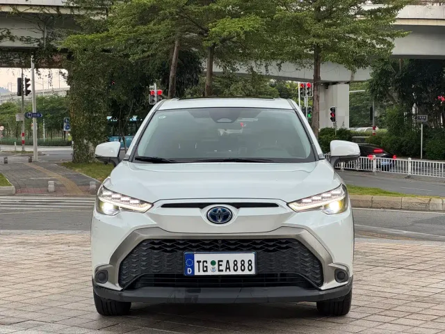 Toyota Frontlander — Фото автомобиля 2
