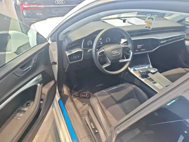 Audi A7L — Фото автомобиля 15