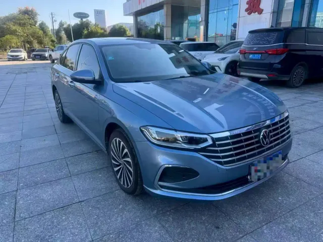 Фотография автомобиля — Volkswagen Lavida