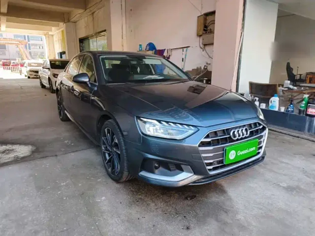 Audi A4L — Фото автомобиля 3