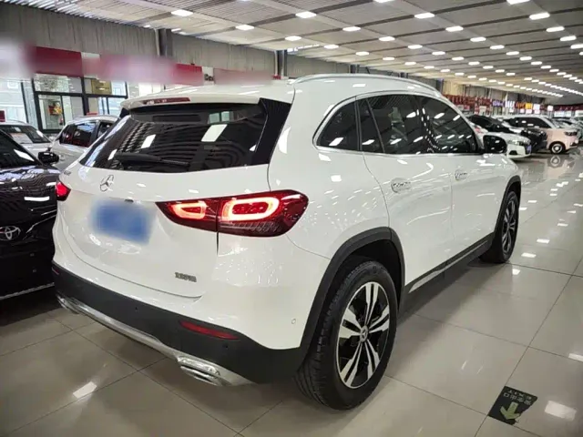 Mercedes-Benz GLA-Class — Фото автомобиля 6