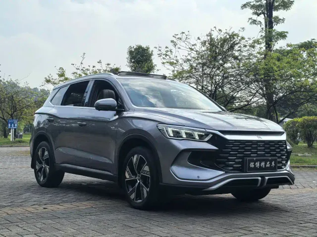 BYD Song Pro — Фото автомобиля 3